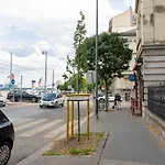 W - Danube & Parliament View - Sleeps 4 Apartment