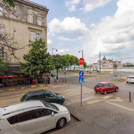 Lovely Designer With Stunning Parliament View Apartamento Budapest