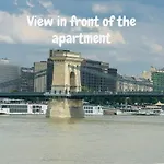 W - Danube & Parliament View - Sleeps 4
