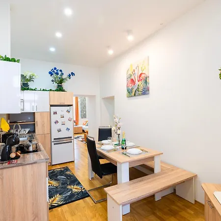 شقة W - Danube & Parliament View - Sleeps 4