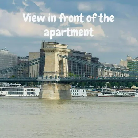 W - Danube & Parliament View - Sleeps 4