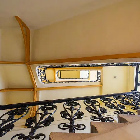 Apartmán W - Danube & Parliament View - Sleeps 4 *